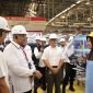 Menaker Yassierli saat melakukan monitoring dan evaluasi pemagangan nasional di PT Ecogreen Oleochemicals, Batam, Kepulauan Riau, Selasa 24 Februari 2026.