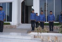 Asisten Pemerintahan dan Kesejahteraan Rakyat Kabupaten Asahan memimpin Apel Perdana Hari Kesadaran Nasional Tahun 2026 di lingkungan Pemerintah Kabupaten Asahan berlangsung di halaman Kantor Bupati Asahan Senin 19 Januari 2026.