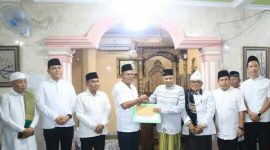 Wali Kota Prabumulih, H Arlan, menghadiri Safari Ramadhan Pemerintah Kota Prabumulih Tahun 1447 H/2026 M di Masjid Sirojul Islam, Kelurahan Muntang Tapus, Kecamatan Prabumulih Barat, Rabu 26 Februari 2026.