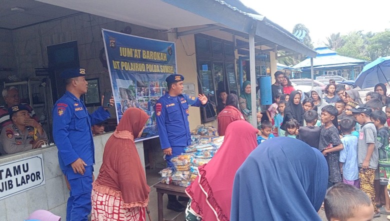 jajaran Ditpolairud Polda Sumsel kali ini turun ke lapangan dengan misi yang menyentuh hati masyarakat pesisir Musi, melalui aksi berbagi kebahagiaan di bulan suci Ramadhan 1447 Hijriah/2026 Masehi.