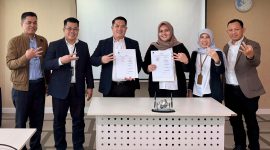 Kerja sama dukungan terhadap pelaksanaan Program Bantuan Stimulan Perumahan Swadaya [BSPS] di Provinsi Sumatera Selatan, ditandai dengan penandatanganan perjanjian oleh PPS Direktur Utama Bank Sumsel Babel Marzuki dan Kepala Balai P3KP Sumatera V Yustin Patria Primordia di Kantor Pusat Bank Sumsel Babel Jakabaring, Palembang, Senin 9 Maret 2026.
