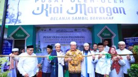 Gubernur Sumatera Selatan [Sumsel] Dr H Herman Deru melakukan soft launching Pusat Oleh-Oleh Palembang, kawasan wisata religi, serta Kampung Wakaf Marogan di Masjid Kiai Marogan, Kertapati, Palembang, Jumat 13 Maret 2026.