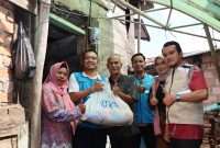 PLN Unit Induk Distribusi Sumatera Selatan, Jambi, dan Bengkulu [UID S2JB] menghadirkan program 'Terang Berkah Ramadan' dengan memberikan bantuan penyambungan listrik baru dan penambahan daya listrik secara gratis bagi masyarakat yang membutuhkan selama Ramadhan 1447 Hijriah.