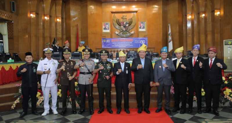 Rapat Paripurna dalam rangka memperingati Hari Jadi ke-80 Kabupaten Asahan digelar pada Senin 16 Maret 2026, pukul 10.00 WIB di Aula Rambate Rata Raya Sekretariat DPRD Kabupaten Asahan.