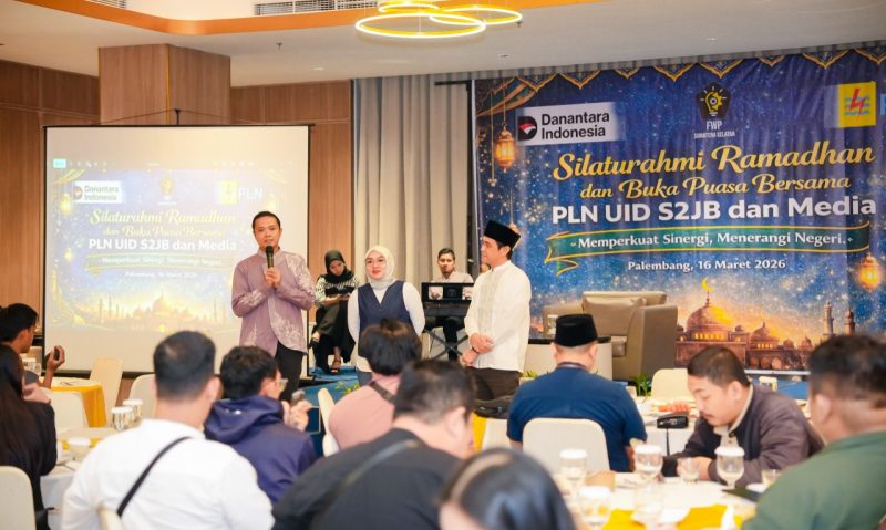 PT PLN [Persero] Unit Induk Distribusi Sumatera Selatan, Jambi, dan Bengkulu [UID S2JB] menggelar kegiatan buka puasa bersama dengan Forum Wartawan Peduli Energi Sumatera Selatan [FWPE Sumsel] di Hotel Santika Radial Palembang, Senin 16 Maret 2026.