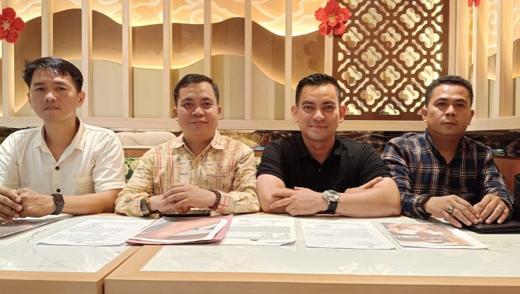 Kuasa hukum korban, Imron Ahmad SH MH, dalam konferensi pers, Minggu 29 Maret 2026.