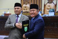 Gubernur Sumsel Dr H Herman Deru menyampaikan Laporan Keterangan Pertanggungjawaban [LKPJ] Tahun Anggaran 2025 dalam Rapat Paripurna XXXIII DPRD Provinsi Sumatera Selatan yang digelar di Ruang Rapat Paripurna DPRD Sumsel, Palembang, Senin 30 Maret 2026.