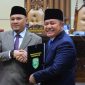 Gubernur Sumsel Dr H Herman Deru menyampaikan Laporan Keterangan Pertanggungjawaban [LKPJ] Tahun Anggaran 2025 dalam Rapat Paripurna XXXIII DPRD Provinsi Sumatera Selatan yang digelar di Ruang Rapat Paripurna DPRD Sumsel, Palembang, Senin 30 Maret 2026.