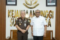 Wakil Menteri Ketenagakerjaan [Wamenaker], Afriansyah Noor, dan Kepala Kejaksaan Tinggi Sumatera Utara [Kajati Sumut] Harli Siregar.