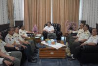Kantor Wilayah Direktorat Jenderal Bea dan Cukai [DJBC] Aceh menerima kunjungan Kepala Satuan Polisi Pamong Praja [Kasatpol PP] beserta rombongan pada Selasa, 31 Maret 2026.