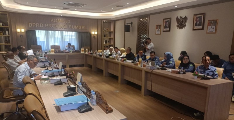 Rapat Pansus LKPJ Komisi III DPRD Sumsel.