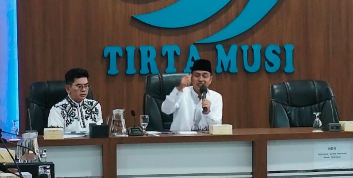 Direktur Utama Perusahaan Umum Daerah [Dirut Perumda] Tirta Musi, Ir Teddy Andrian ST IPM Asean Eng. [Foto:AbV-WIDEAZONE.com]