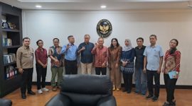 Wakil Menteri HAM Mugiyanto saat menerima kunjungan Pengurus Pusat Special Olympics Indonesia [SOIna] di Kementerian HAM, Jakarta, Selasa 14 April 2026, malam.