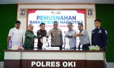 Mendekati Angka 1 Kilo, Polres OKI Musnahkan Sabu