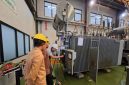 PT PLN [Persero] Unit Pelaksana Pelayanan Pelanggan [UP3] Palembang melaksanakan Factory Acceptance Test [FAT] Automatic Voltage Regulator [AVR] di pabrikan trafo PT Symphos Electric sebagai langkah strategis menjaga kestabilan tegangan listrik, khususnya di wilayah Kabupaten Banyuasin yang memiliki tantangan tegangan rendah.