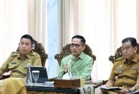 Wali Kota Palembang Ratu Dewa, memimpin langsung Rapat Kesiapsiagaan Kebakaran Hutan dan Lahan [Karhutla] di Rumah Dinas Wali Kota, Selasa 21 April 2026, pagi.