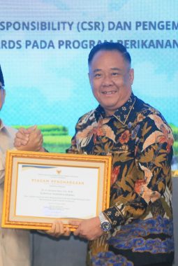 Gubernur Herman Deru–Wagub Cik Ujang Bawa Sumsel Raih Penghargaan CSR Tingkat Nasional
