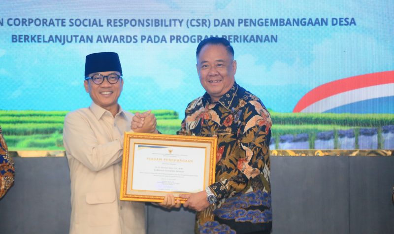 Pemerintah Provinsi Sumatera Selatan [Pemprov Sumse memperoleh penghargaan nasional atas keberhasilan dalam pelaksanaan program Corporate Social Responsibility [CSR] yang berkontribusi pada pengembangan desa berkelanjutan, khususnya di sektor perikanan.