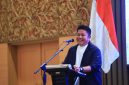 Gubernur Dr H Herman Deru saat memberikan sambutan dalam Seminar Desa Bersinar bagi kepala desa dan perangkat desa se-Kabupaten Musi Banyuasin [Muba] Tahun 2026 yang digelar Harian Sumatera Ekspres di Hotel Aryaduta, Rabu 22 April 2026, malam.