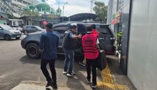 Kejaksaan Negeri [Kejari] Palembang resmi menerima pelimpahan tahap II berupa tersangka dan barang bukti dalam perkara dugaan tindak pidana korupsi dan penyalahgunaan wewenang pada Balai Pengamanan Fasilitas Kesehatan [BPFK] serta Unit Pelaksana Fungsional Pengamanan Fasilitas Kesehatan [UPF-PFK] Palembang.