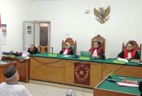 Majelis hakim Pengadilan Tindak Pidana Korupsi [Tipikor] pada Pengadilan Negeri Palembang menjatuhkan vonis 5 tahun penjara kepada terdakwa Lukman, dalam kasus korupsi lahan seluas 1.541 hektare di perbatasan Kabupaten Ogan Ilir dan Muara Enim.
