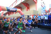 Sekretaris Daerah Provinsi Sumatera Selatan [Sekda Sumsel] Dr Drs H Edward Candra MH secara resmi membuka kegiatan Sumsel Budaya Run 2026 yang digelar di halaman depan Stadion Bumi Sriwijaya, Jumat 24 April 2026.