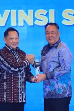 Strategi Gubernur Herman Deru–Wagub Cik Ujang Dongkrak Ekonomi Sumsel Berbuah Penghargaan Nasional