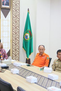 Sekda Sumsel Edward Candra Pastikan Kesiapan Kunjungan Menko Polkam ke Kampung Nelayan Sungsang