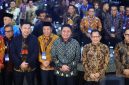 Gubernur Sumatera Selatan, Dr H Herman Deru, bersama Wakil Gubernur H Cik Ujang, menghadiri Apresiasi Pemerintah Daerah Berprestasi 2026 yang digelar Kementerian Dalam Negeri [Kemendagri], Sabtu 25 April 2026, malam.