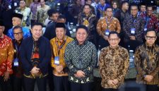 Gubernur Sumatera Selatan, Dr H Herman Deru, bersama Wakil Gubernur H Cik Ujang, menghadiri Apresiasi Pemerintah Daerah Berprestasi 2026 yang digelar Kementerian Dalam Negeri [Kemendagri], Sabtu 25 April 2026, malam.