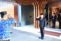 Sekretaris Daerah Provinsi Sumatera Selatan [Sekda Sumsel] Dr Drs H Edward Candra MH memimpin upacara peringatan Hari Otonomi Daerah [Otda] ke-30, digelar di halaman Kantor Gubernur Sumsel, Senin 27 April 2026.