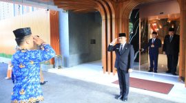 Sekretaris Daerah Provinsi Sumatera Selatan [Sekda Sumsel] Dr Drs H Edward Candra MH memimpin upacara peringatan Hari Otonomi Daerah [Otda] ke-30, digelar di halaman Kantor Gubernur Sumsel, Senin 27 April 2026.
