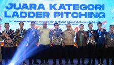 Sekretaris Daerah Provinsi Sumatera Selatan Dr Drs H Edward Candra MH, menghadiri gala dinner dalam rangkaian peringatan Hari Ulang Tahun ke-107 Pemadam Kebakaran dan Penyelamatan, HUT ke-76 Satuan Polisi Pamong Praja, serta HUT ke-64 Satuan Perlindungan Masyarakat [Linmas] Tahun 2026 di Dining Hall Jakabaring Sport City, Palembang, Rabu 29 April 2026.