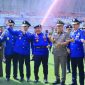 Dr Herman Deru, didampingi Wakil Gubernur H Cik Ujang, menghadiri puncak peringatan HUT ke-107 Damkar, HUT ke-76 Satpol PP, dan HUT ke-64 Satlinmas yang dipusatkan di Stadion Gelora Sriwijaya, Jakabaring Sport City, Rabu 30 April 2026, pagi.