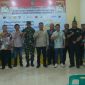 Wakil Bupati Asahan, Rianto, secara simbolis menyerahkan bantuan sosial pangan di Aula Kantor Camat Bandar Pulau, Kamis 30 April 2026, sekitar pukul 10.00 WIB. Kegiatan ini merupakan bagian dari penyaluran bantuan tahapan periode Februari–Maret 2026.