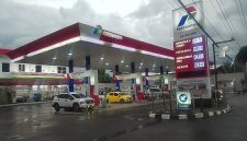 SPBU 24.301.192 berlokasi di depan Hubdam mengarah ke Bukit Palembang. [Foto: WIDEAZONE.com-AbV]