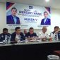 Ketua OC Musda Demokrat Sumsel MF Ridho bersama Perwakilan BPOKK DPP Demokrat Rocky Amu, M Simanjuntak, Panti Silaban memberikan keterangan pers soal persiapan Musda Demokrat Sumsel dijadwalkan pada 30 April 2026 mendatang.