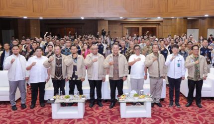Wamenaker Afriansyah Noor saat membuka Rapat Kerja Nasional Serikat Pekerja Sucofindo di Jakarta, Rabu 22 April 2026. [Foto: Biro Humas Kemenaker RI]