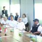 Gubernur Sumsel Dr H Herman Deru saat mendampingi Menteri Koordinator [Menko] Bidang Pangan RI, Zulkifli Hasan, meninjau pembangunan PSEL di PT Indo Green Power, Jumat 1 Mei 2026.