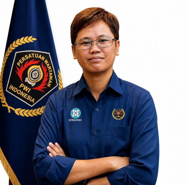 Sri Fitriyana, saat ini menjabat sebagai Ketua Serikat Media Siber Indonesia [SMSI] OKU Selatan.