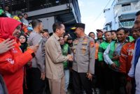 Wali Kota Palembang, Drs H Ratu Dewa MSi bersama Kepolisian Daerah Sumatera Selatan [Polda Sumsel] menghadiri peluncurkan Kedai ADO Presisi secara serentak di 17 kabupaten dan kota di wilayah Sumatera Selatan.