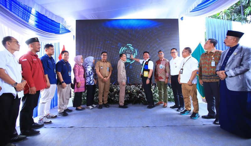 Gubernur Sumatera Selatan [Sumsel], Dr H Herman Deru, saat meluncurkan Gerakan Rutilahu di Kelurahan 11 Ulu, Kecamatan Seberang Ulu II, Selasa 5 Mei 2026, pagi.