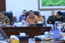 Wakil Gubernur Sumatera Selatan [Wagub Sumsel] H Cik Ujang menghadiri Rapat Koordinasi Percepatan Pembangunan Jalan Tol Trans Sumatera ruas Betung–Tempino–Jambi di Gedung Bina Graha, Kantor Staf Kepresidenan [KSP], Selasa 5 Mei 2026.