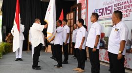 Ketua SMSI Sumsel Jon Heri resmi melantik kepengurusan SMSI Kabupaten OKI masa bakti 2026-2029, di Pendopoan Rumah Dinas Bupati OKI pada Selasa 5 Mei 2026.