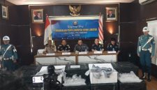 Lanal Palembang memberikan keterangan pers soal digagalkannya penyelundupan BBL senilai Rp6,25 Miliar, Selasa 5 Mei 2026.