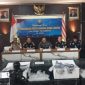 Lanal Palembang memberikan keterangan pers soal digagalkannya penyelundupan BBL senilai Rp6,25 Miliar, Selasa 5 Mei 2026.