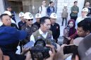 Wali Kota Palembang Ratu Dewa saat diwawancarai soal PSEL Keramasan, Rabu 6 Mei 2026.
