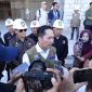 Wali Kota Palembang Ratu Dewa saat diwawancarai soal PSEL Keramasan, Rabu 6 Mei 2026.