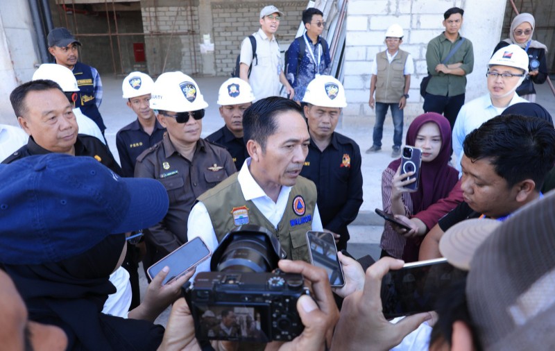 Wali Kota Palembang Ratu Dewa saat diwawancarai soal PSEL Keramasan, Rabu 6 Mei 2026.