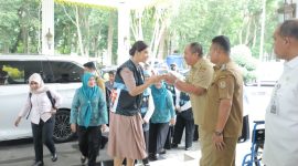 Tim Penggerak Pemberdayaan dan Kesejahteraan Keluarga [TP-PKK] Provinsi Sumatera Utara melaksanakan kegiatan Bakti Sosial di Kabupaten Asahan.